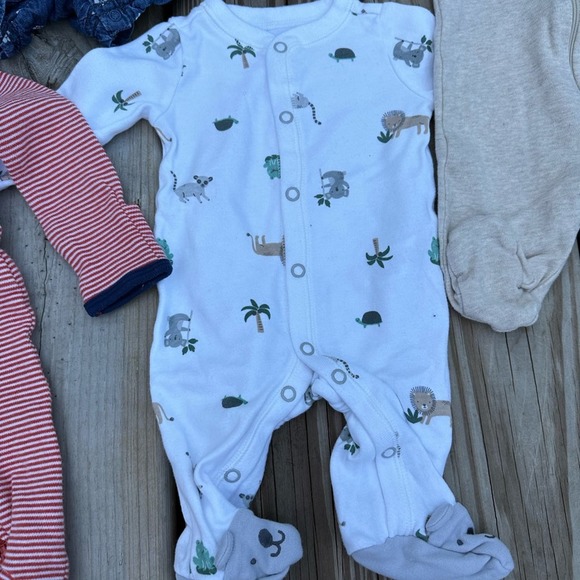 Carters Girls Baby Clothes Bundle 0-3 Months Onsie Dress Leggings Hat - Picture 4 of 11